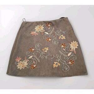 NWT Blue Rain Embroidered Skirt Grey Size M Mini Micro Fiber Side Zip